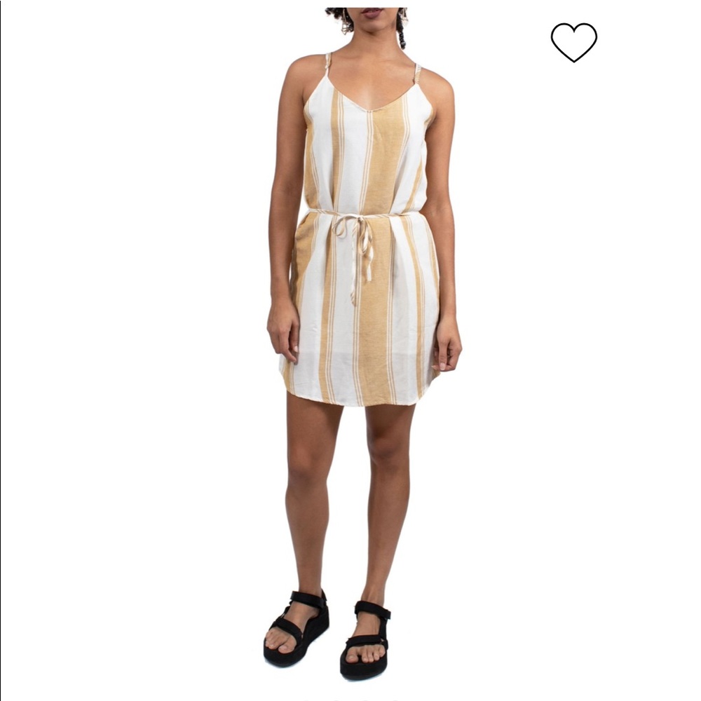 Striped Linen Dress ☀️